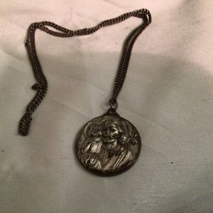 Hayward sterling religious pendant on chain